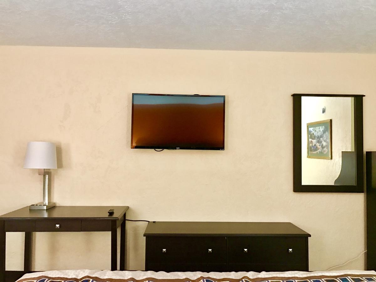 American Inn Anniston Extérieur photo