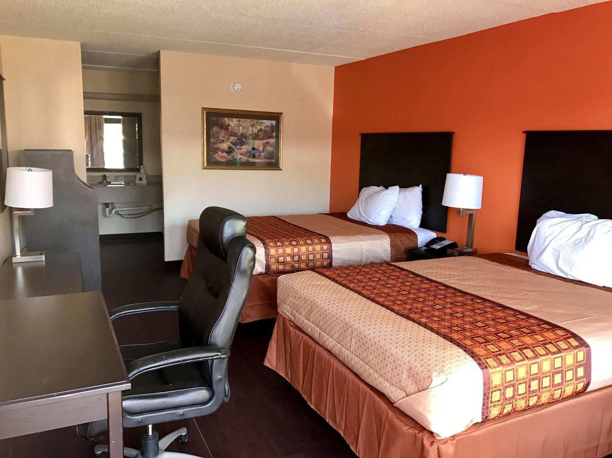 American Inn Anniston Extérieur photo