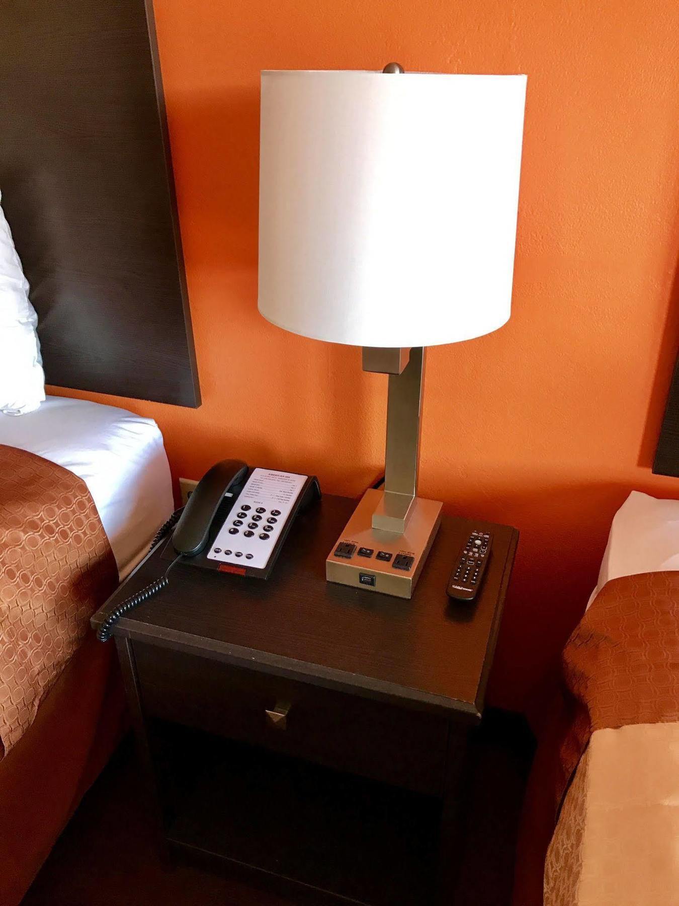 American Inn Anniston Extérieur photo